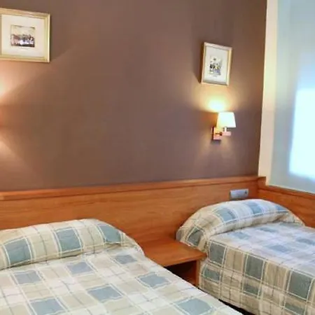 Fonda Galicia Guest house 2*